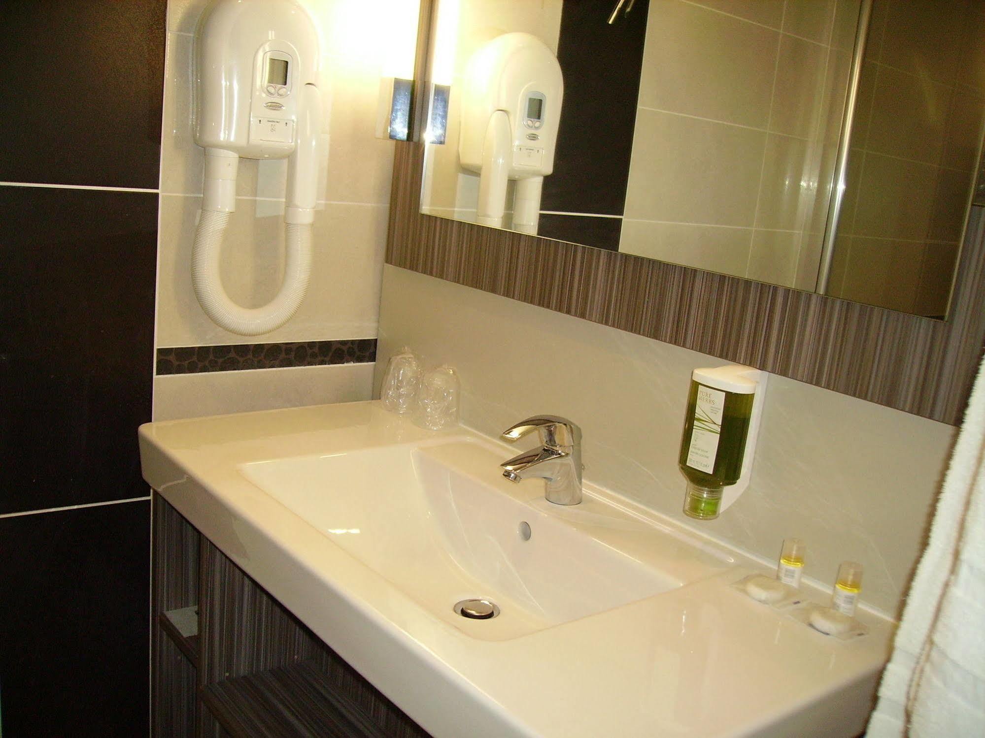 Ibis Styles Melun Hotel Rubelles Luaran gambar